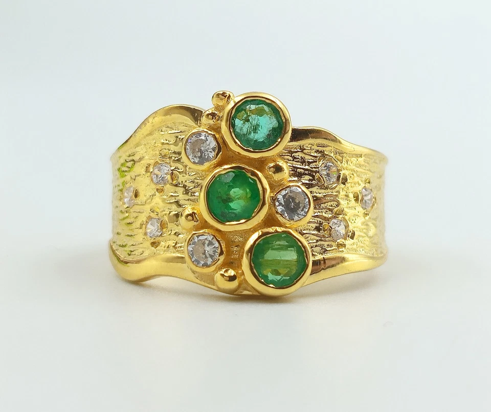 Moissanite Diamond Ring Emerald Gemstone 925 Sterling Silver Statement Ring - Image 4 of 4