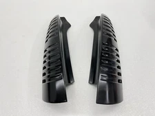 2000-2006   Chevy Tahoe Suburban Yukon Rear D Pillar Molding Trim Panels Oem