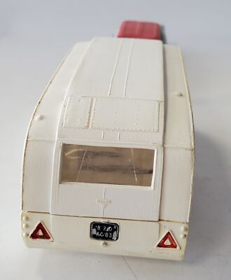 Simca Chambord Rouge/gris + Caravane Henon – Norev Plastique 1/43, Sans Boîte
