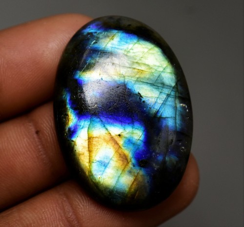 Labradorite Bleue Naturelle 46.05 Carats – Cabochon Ovale Fait Main – Pierre Précieuse