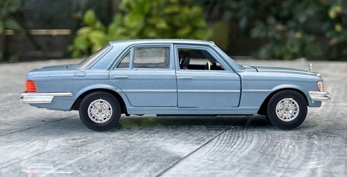 BBURAGO MERCEDES 450 SEL METALLIC BLUE 1:24 VINTAGE 1976 DIECAST HAT 122 BOXED - Picture 9 of 24
