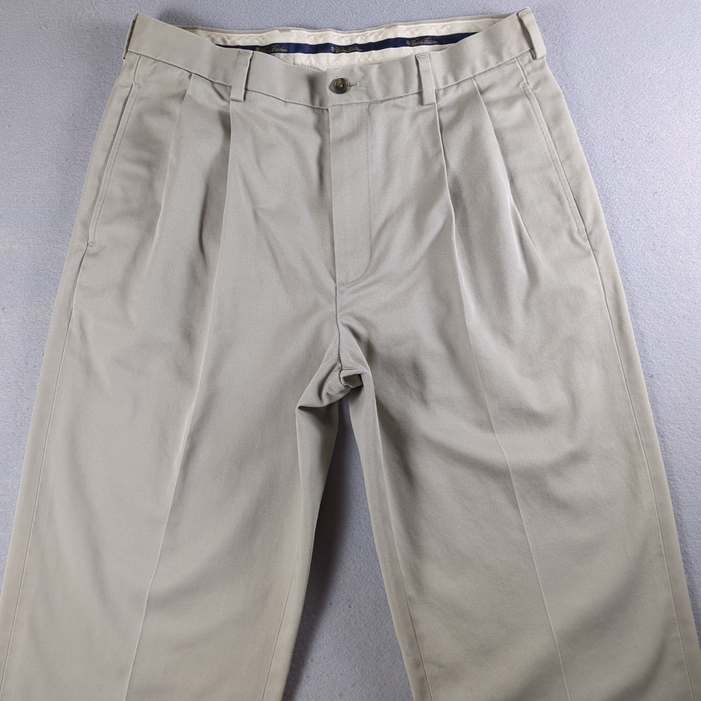 Brooks Brothers Advantage Chino Elliot Pants Mens 33x30 (32x30) Beige Pleated thumbnail 2