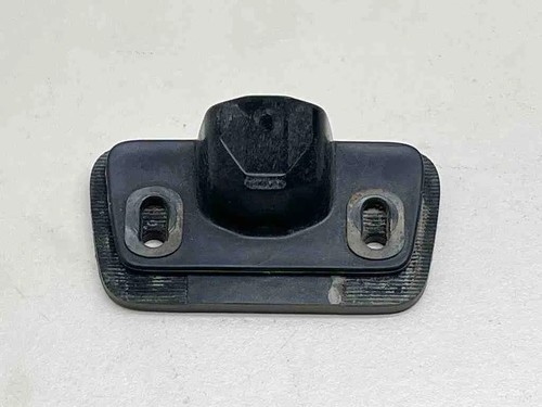 VW CADDY III Furgon 2KA, 2KH, 2CA, 2CH Andere Aufbauteile 2K0827683B 32683861