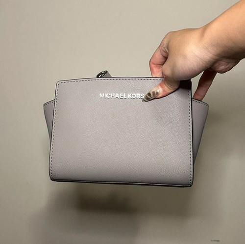 Borsa a tracolla Michael Kors Selma Mini Messenger in pelle (grigio perla) - Foto 1 di 4