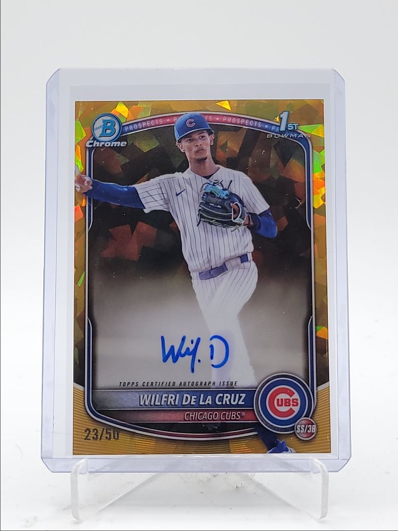 WILFRI DE LA CRUZ 2025 BOWMAN CHROME 1ST SAPPHIRE GOLD AUTO /50 Q3967