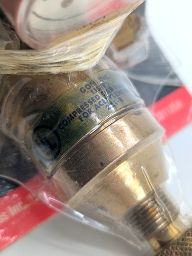NOS! Regolatore acetilene vintage Goss modello EA-2G con raccordo tubo "A" - Foto 4 di 9