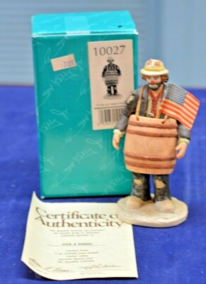 Emmett Kelly Miniature Collection Clown Over A Barrel Figure 5.5'' #10027