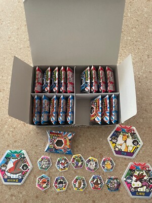 Pokemon Pogs 20 boxes Brand New XY Hexagon Tazos + 4 Giant Pogs