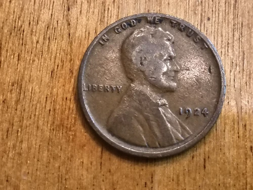 1924 Lincoln Wheat Cent Penny In Good To Very Good Condition