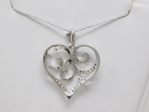 14 kt White Gold Stylized Open HEART MOTIF Diamond Pendant B6947 - Picture 3 of 7