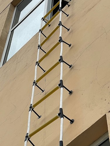 Rope Ladder Fire Escape with Stand-Off Stabilizers - Emergency Escape Ladder - Picture 40 of 65