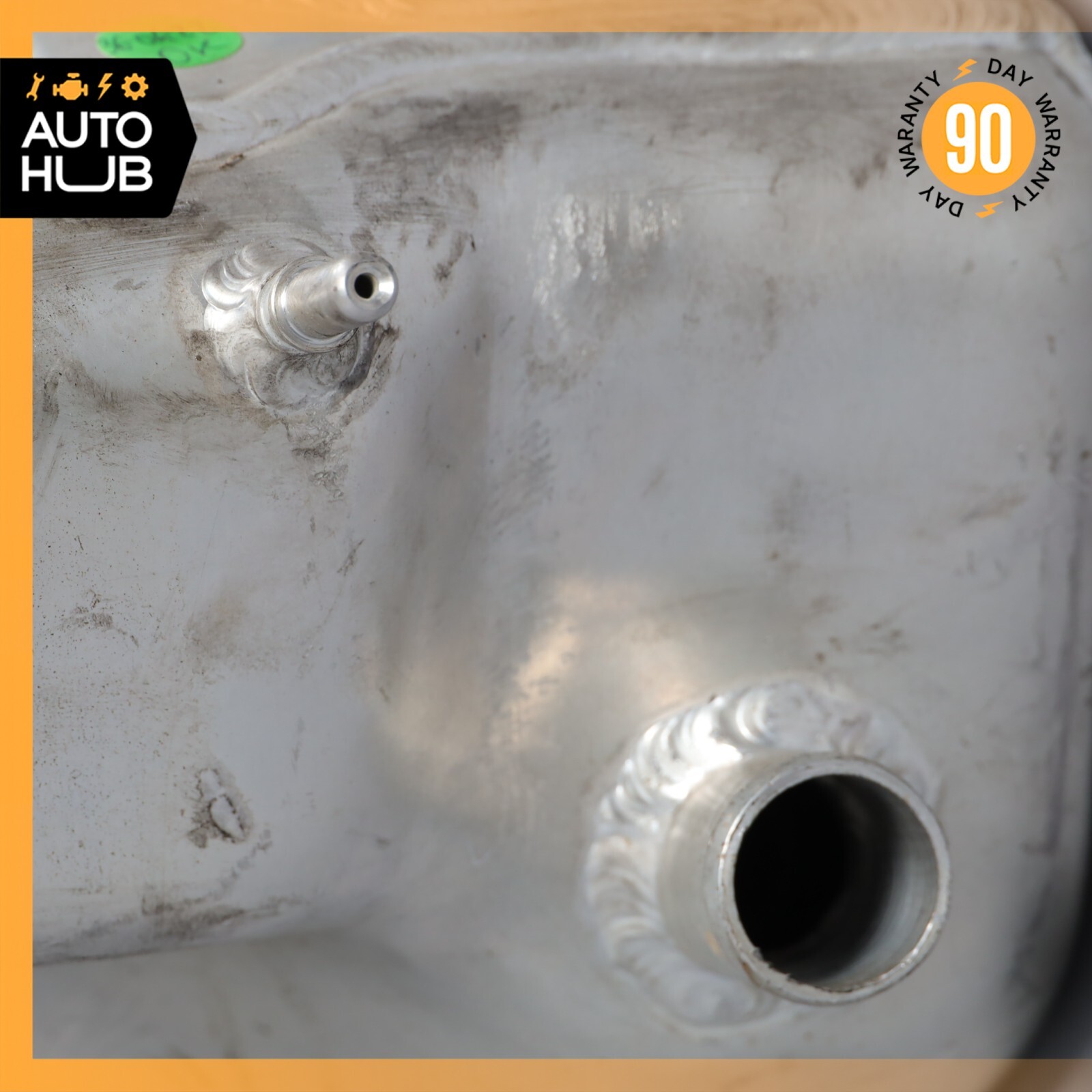 04-05 Maserati Quattroporte M139 4.2L V8 Gas Fuel Tank Reservoir Assembly OEM