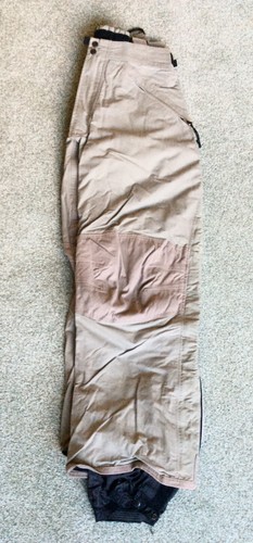 BURTON SNOWBOARDS UNISEX SIZE LARGE OUTLAND + SNOWBOARD PANTS EXCELLENT! - Picture 6 of 14