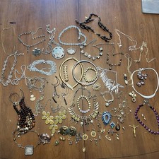HUGE HIGH END VINTAGE JEWELRY LOT-80 PIECES TRIFARI-MONET-CORO MORE