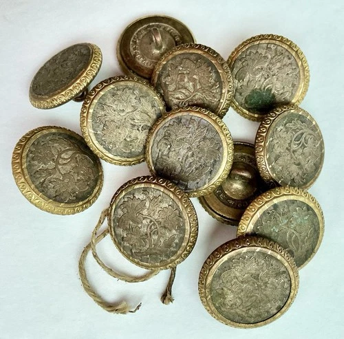 SET OF 12 CIVIL WAR ERA BEAUTIFULLY ENGRAVED METAL SCOVILLS & CO  BUTTONS