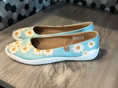 UIN Daisy Dew Menorca Ballet Flats Painted Silk Aqua BlueFloral Comfort Size 9.5