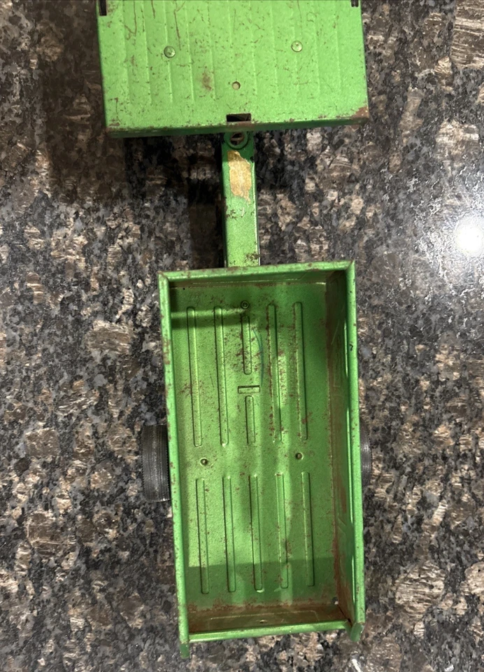 1970 Nylint Farms Truck 14" with Pull Behind Trailer 10".   Good Cond. For Age - Image 4 of 4