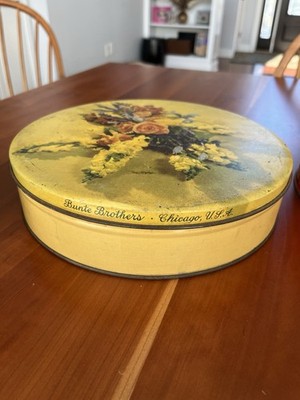 Bunte Brothers, Chicago, USA Vintage Floral Yellow Metal Chocolate Tin