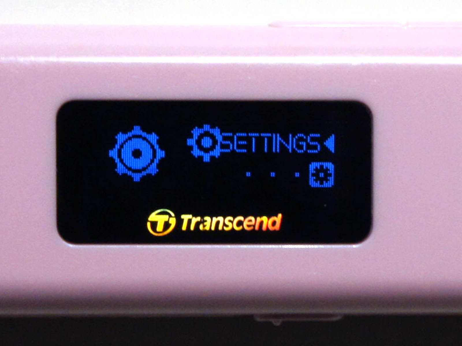 Transcend T.sonic MP330 8gb Pink mp3 compact player