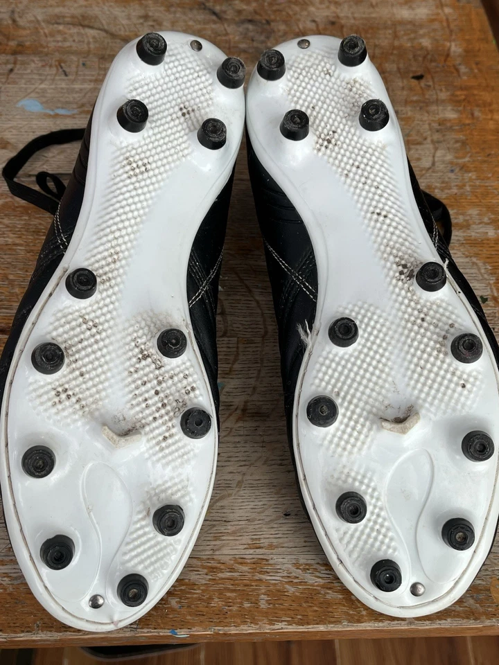 Vizari Men’s Soccer Cleats Size 8.5 - Image 2 of 4