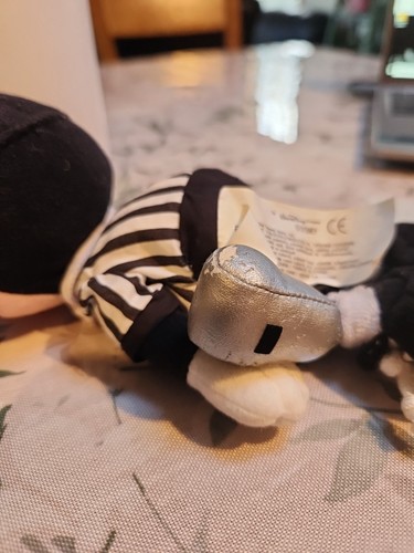 NOS REFEREE MICKEY (Mickey Mouse) 9.5" Beanie DISNEY STORE EXCLUSIVE w/ TAG - Picture 10 of 10