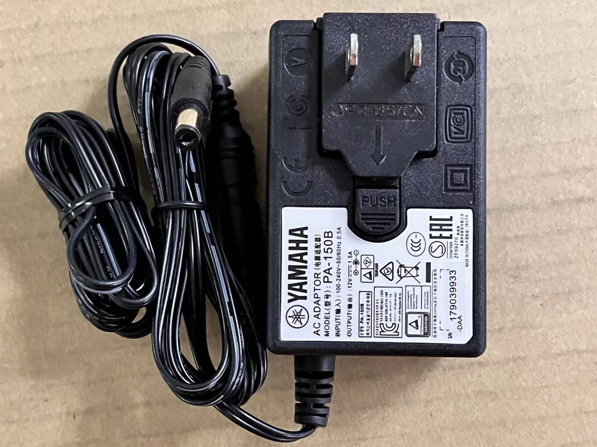 YAMAHA リバーブプロセッサー R100 可動品 ACアダプターあり YAMAHA リバーブプロセッサー R100 可動品 ACアダプターあり