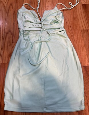 green emerald velvet dress Vestido mini Fashion Nova verde claro• Tirantes finos ajustables para –  Qlindo Store main image 1