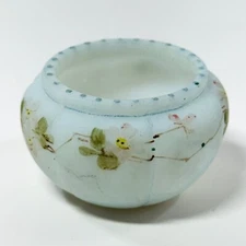 Antique Vintage Mt. Washington/WaveCrest Glass Salt Cellar