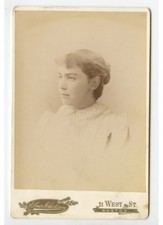 CAB CARD PHOTO LADY FROM BOSTON, MASS, BY CHICKERING, GRAPHIC BACK