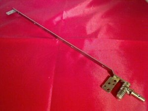 TFT LCD Display Scharnier Links (L) Clevo Hyrican M66JE -2