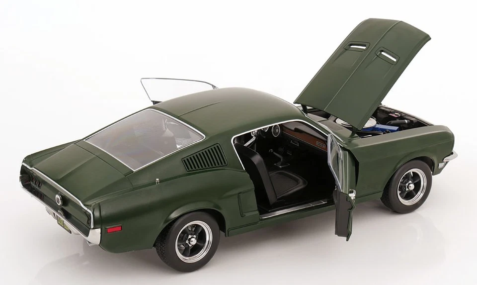 KK Scale 1:12 FORD MUSTANG GT FASTBACK “BULLITT” FLAT GREEN WITH OPENINGS - Image 4 of 4