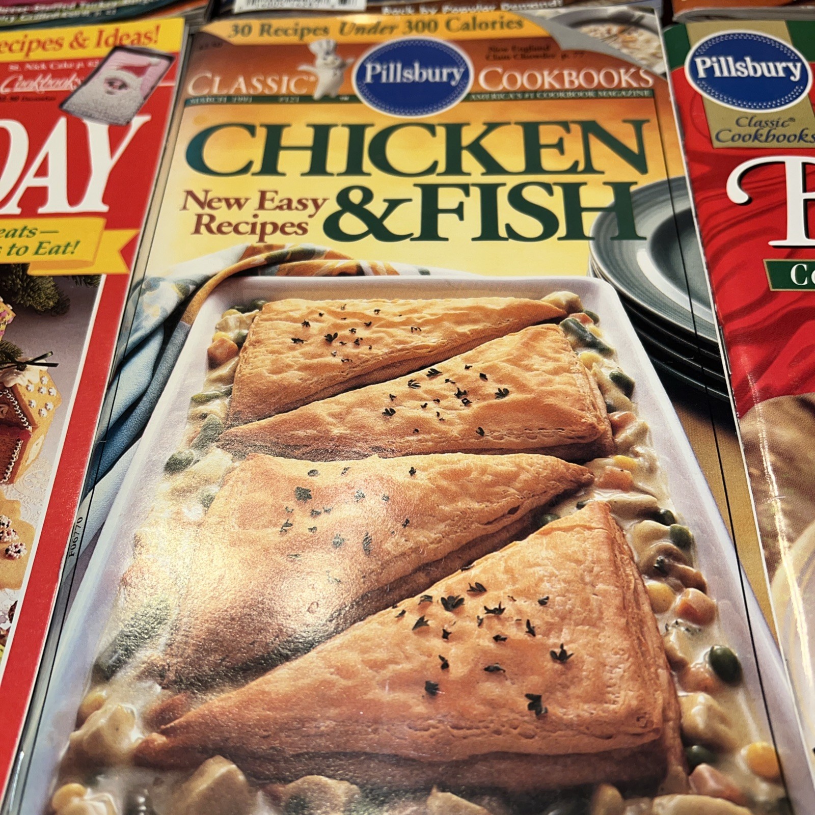 Lot of 9 PILLSBURY & BETTY  CROCKER   Cookbooks Booklets Christmas, Holidays