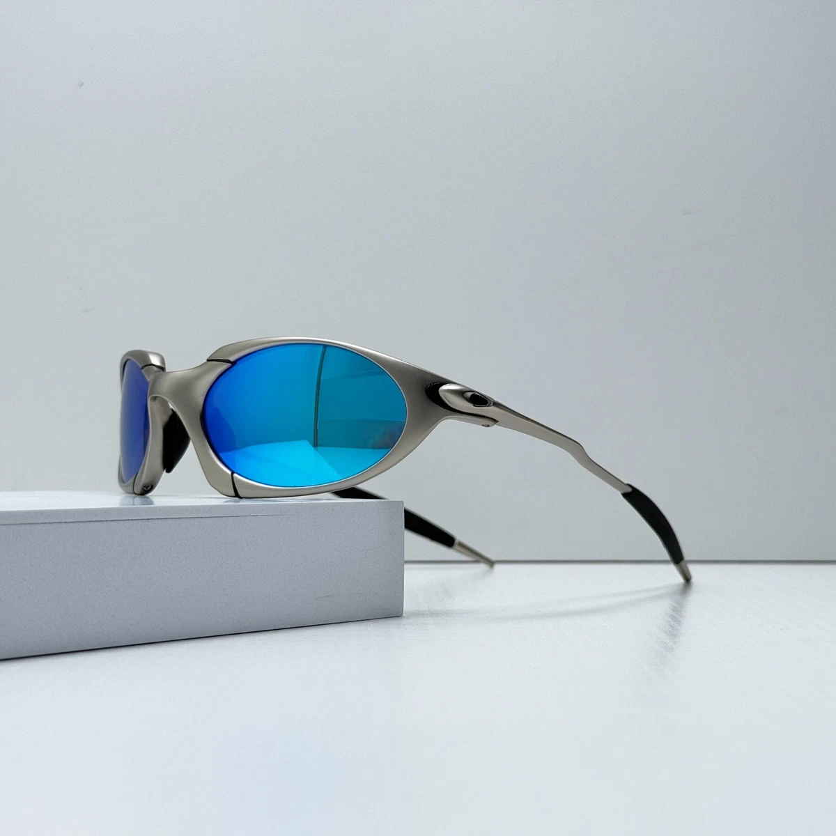 激レア！OAKLEY ROMEO PLASMA オークリーロメオプラズマ Plazma x Brain Dead Prizm Sapphire Lenses, Green Frame Sunglasses