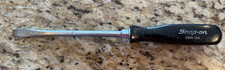 Snap On Flat Regular Screwdriver - Ssd6 10 Long Black Hard Handle Snap On Flat Regular Screwdriver - Ssd6 10 Long Black Hard Handle