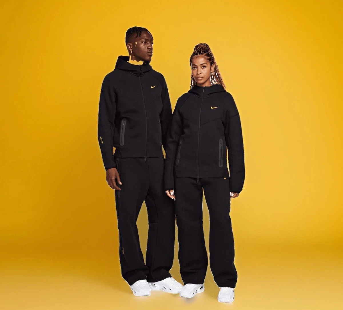 Nike Nocta Tech Fleece Anzug Größe S Schwarz/Gold 2-teilig Unisex Original