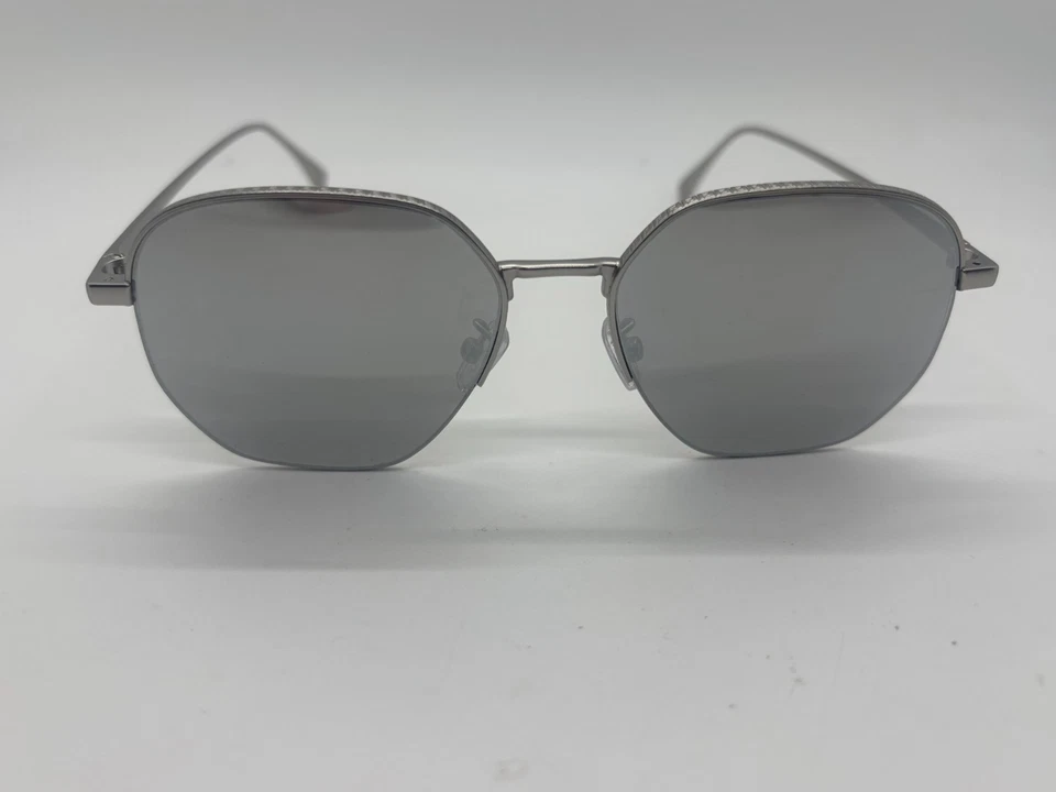 NUEVO Gafas de sol Fendi FE40004U 17C plateadas redondas 55-17-145 mm viene con juego completo Foto 2 de 4