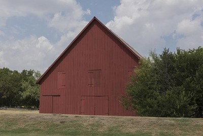 Photo:Mesquite Texas Opal Lawrence Historical Park Barn 2014
