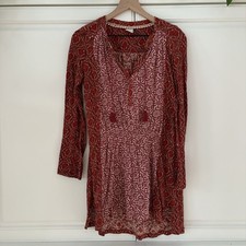 Anthropologie Akemi + Kin XS Maroon Tassel Floral Medallion Dress