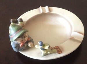 hummel ashtray boy with bird