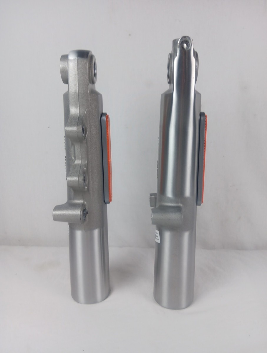 Harley Davidson Lower Fork Legs Sliders Touring 2018 Dealer Take