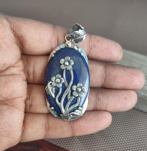 Pendentif argent, petite hématite et marcasites , Art Déco. - Bijoux Anciens Schaffner