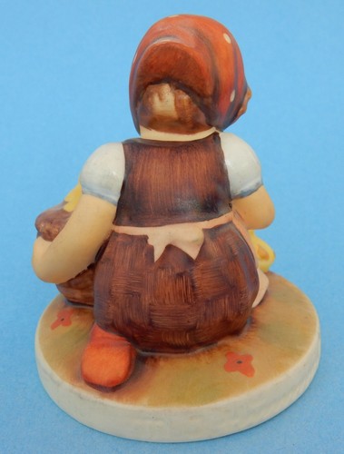 Vintage 3.5" Goebel Hummel Figurine "Chick Girl" TMK-6 57 2/0 1984 West Germany - Picture 5 of 7