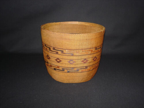 Very nice Tlingit Native American Indian Basket, c.1900 - Picture 2 of 5
