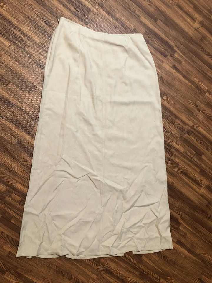 Falda informal de esquina para mujer color capuchino 100 % seda talla 6 Foto 2 de 4