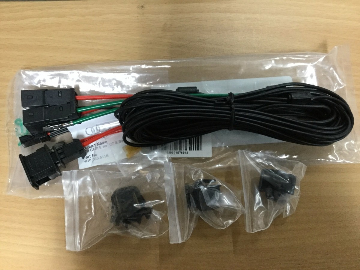 New Genuine Audi Wiring Harness for Universal Traffic Recorder  