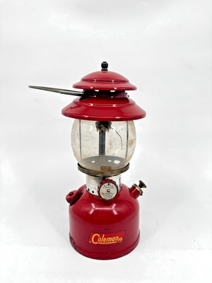 #ad Vintage Coleman Lantern Lamp Model 200 A 1962 Original Pyrex Globe Cherry Red $150.00