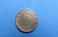 piece   200 lires    Italie 1981     TBE