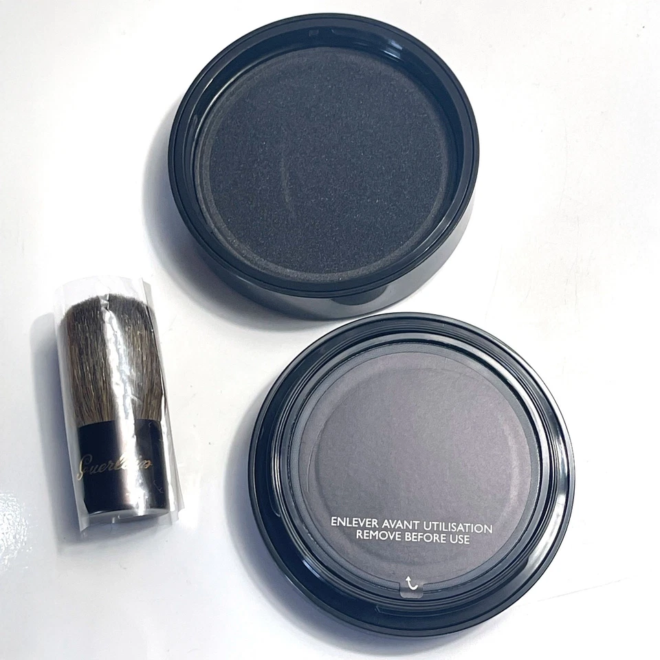 GUERLAIN NIB Terracotta Mineral Flawless Bronzing Powder in 01 Light - Image 4 of 4