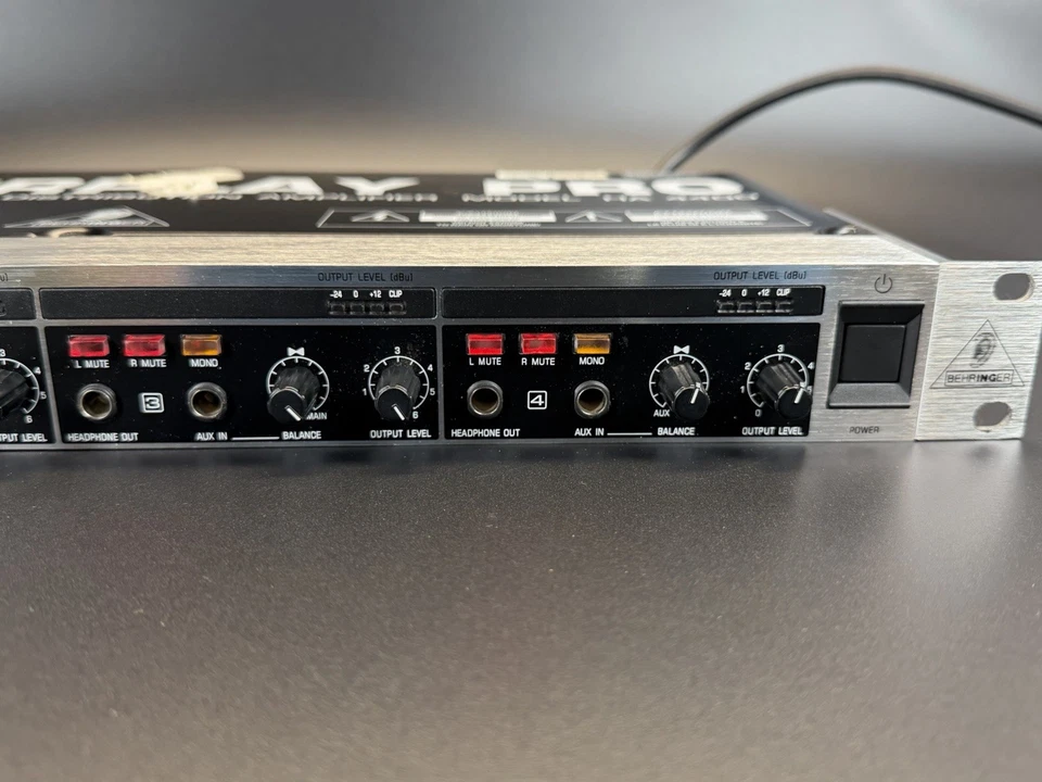 Behringer HA4400 Powerplay Pro 4 Channel Headphone Distribution Amplifier - Image 2 of 4