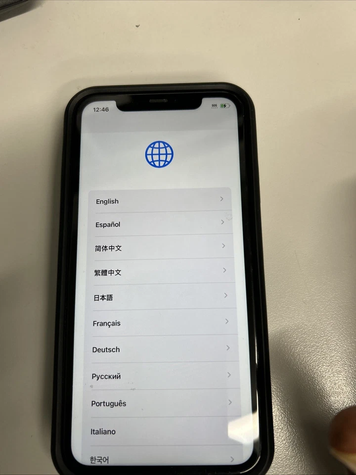 Desbloqueado, Apple iPhone 11, Negro, 64 GB Foto 2 de 4